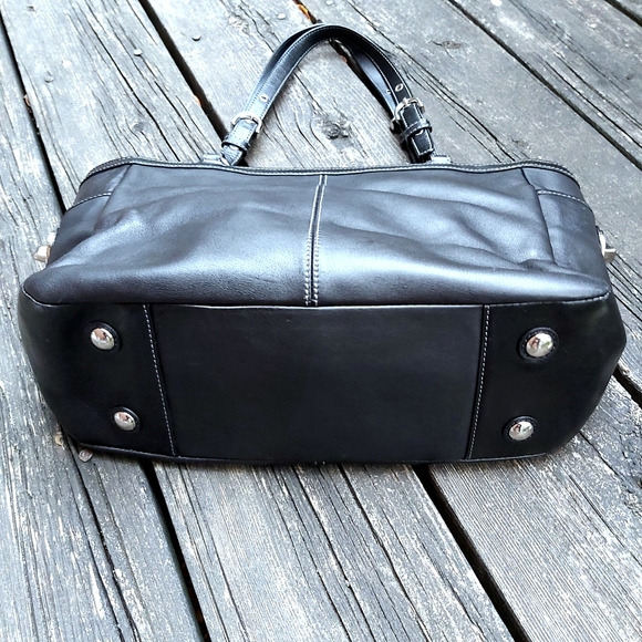 Coach East West Gallery Black Pleated Leather Tote - Picture 5 of 13